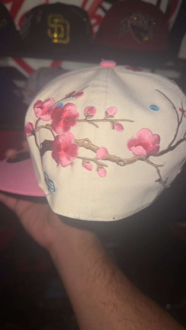 Crownzone “Blossom Series” New York Yankees Pink 7 1/2